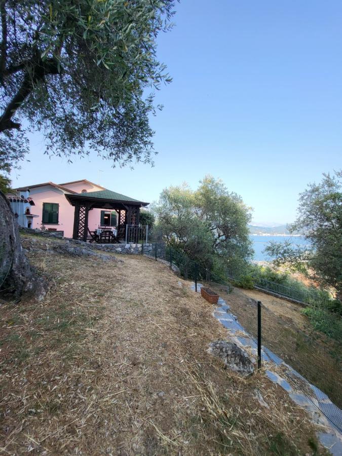 Villa Il Pettirosso Λα Σπέτσια Εξωτερικό φωτογραφία