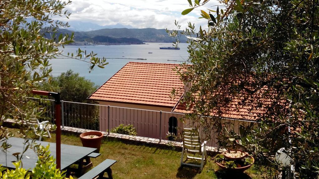 Villa Il Pettirosso Λα Σπέτσια Εξωτερικό φωτογραφία